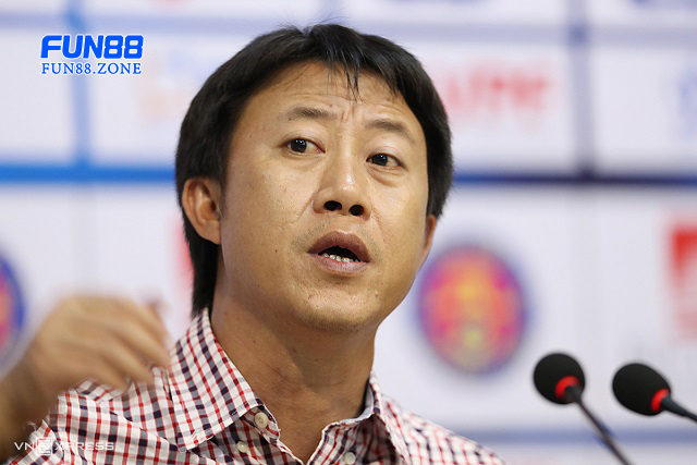 Huấn luyện viên Nguyễn Thành Công bị sa thải